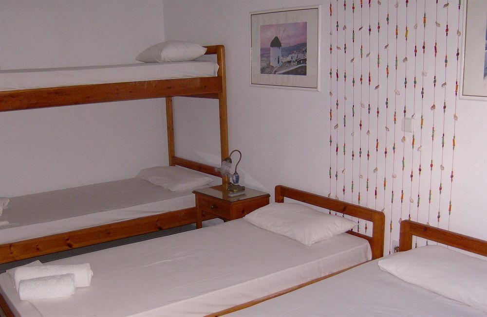 Hotel Albatross à Livadi  Chambre photo
