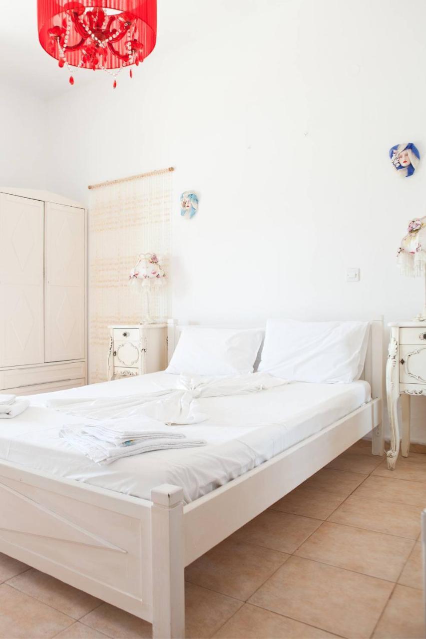 Hotel Albatross à Livadi  Extérieur photo